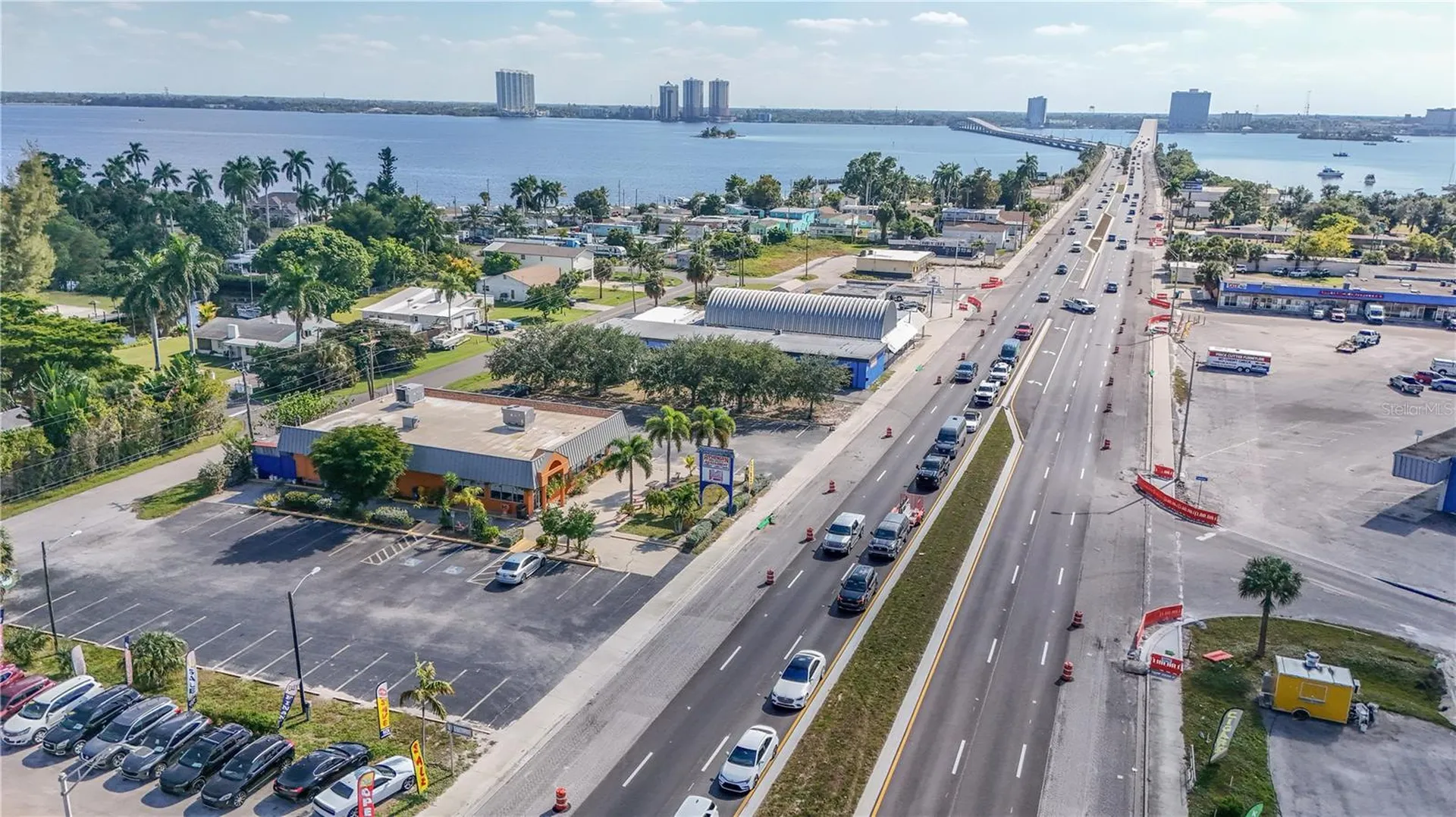 1130 N Tamiami Trail North Fort Myers FL 33903