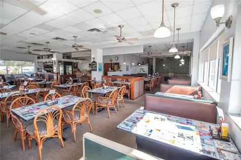 1130 N Tamiami Trail North Fort Myers FL 33903