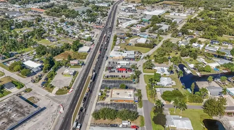 1130 N Tamiami Trail North Fort Myers FL 33903