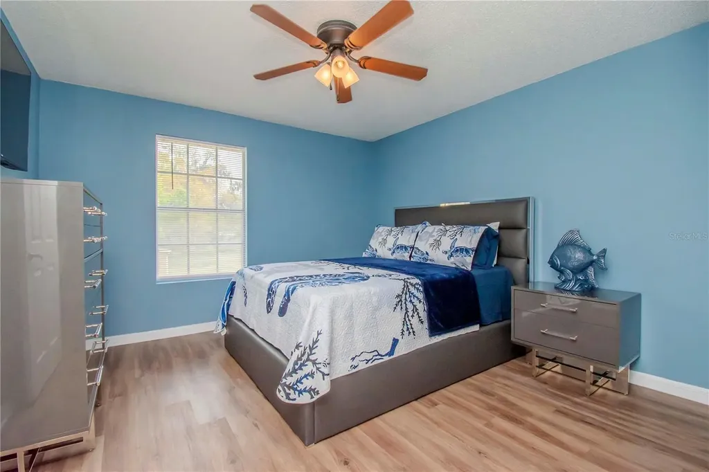 314 Lake Parsons Green Brandon FL 33511