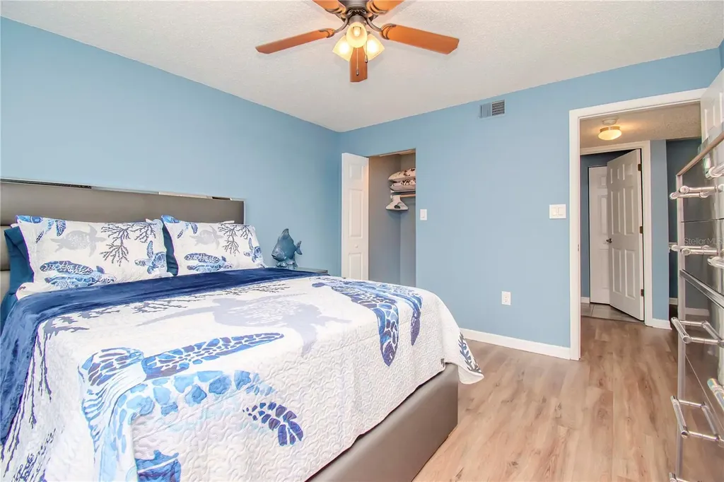 314 Lake Parsons Green Brandon FL 33511