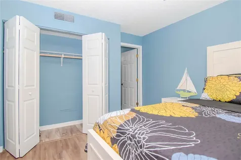 314 Lake Parsons Green Brandon FL 33511