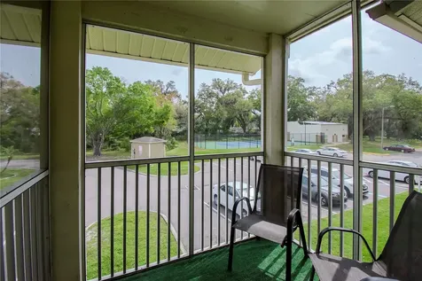 314 Lake Parsons Green Brandon FL 33511