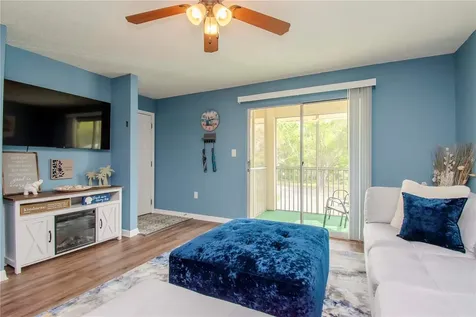 314 Lake Parsons Green Brandon FL 33511