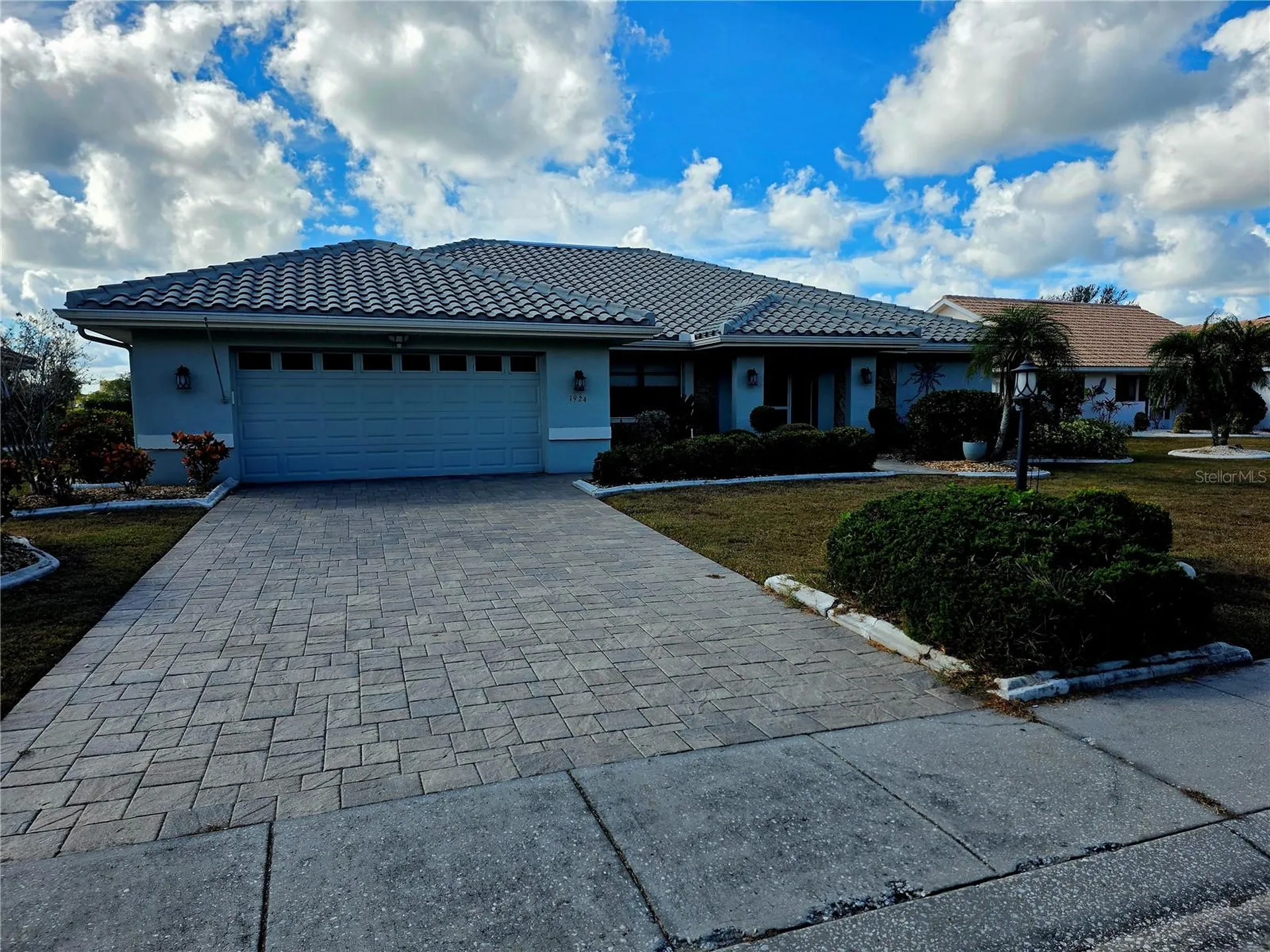 1924 New Bedford Drive Sun City Center FL 33573
