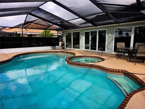 1924 New Bedford Drive Sun City Center FL 33573