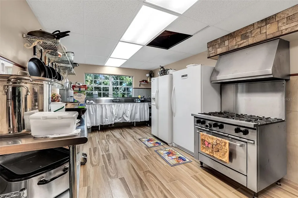 50989 Highway 27 Davenport FL 33897