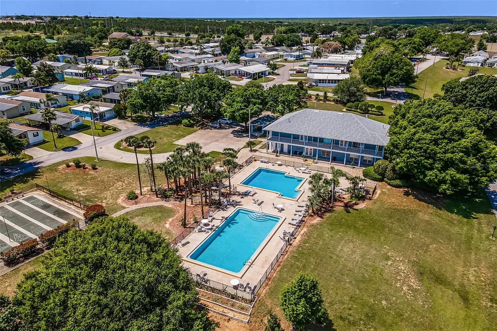 50989 Highway 27 Davenport FL 33897