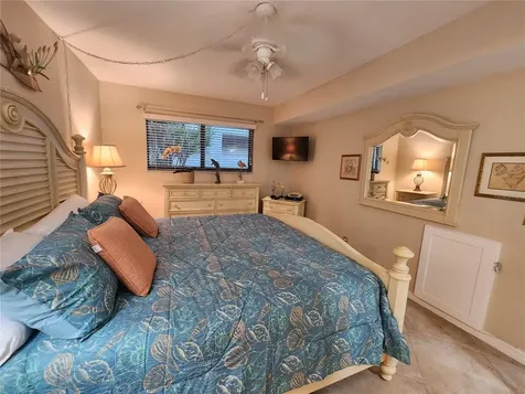 6361 Bahia Del Mar Boulevard St Petersburg FL 33715