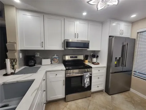 6361 Bahia Del Mar Boulevard St Petersburg FL 33715