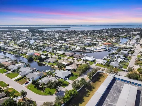 4419 Mangrove Point Road Bradenton FL 34210
