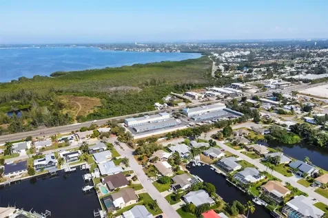 4419 Mangrove Point Road Bradenton FL 34210