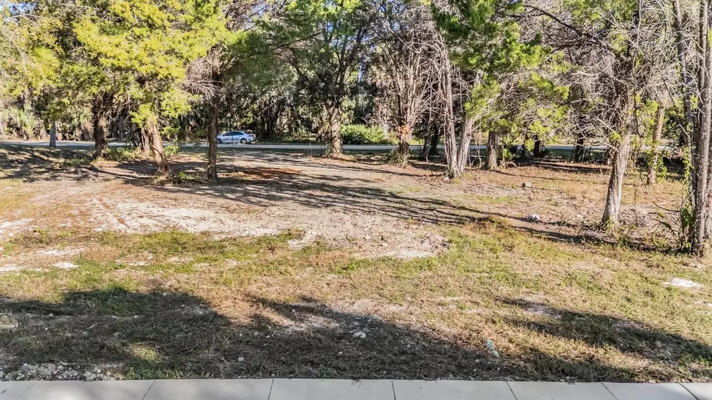 3924 N Apalachee Point Crystal River FL 34428
