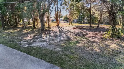 3924 N Apalachee Point Crystal River FL 34428