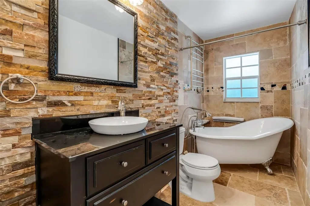 4250 NW 107th Avenue Coral Springs FL 33065