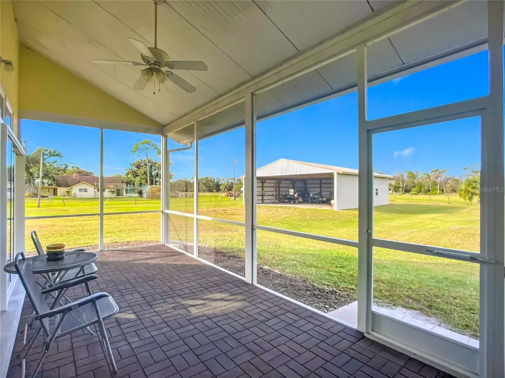 4353 Hidden River Road Sarasota FL 34240