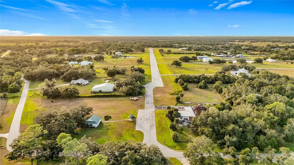 4353 Hidden River Road Sarasota FL 34240