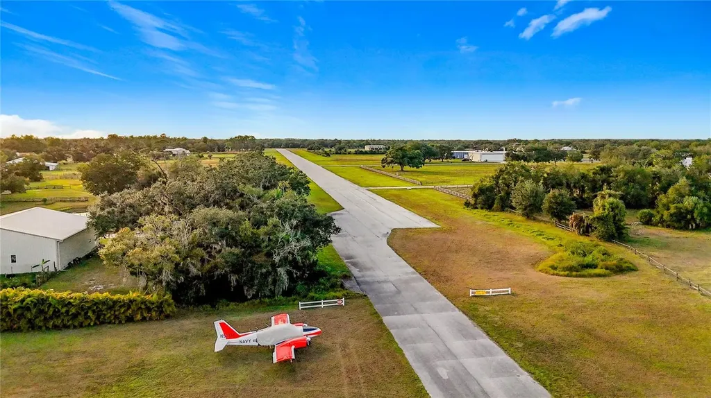 4353 Hidden River Road Sarasota FL 34240