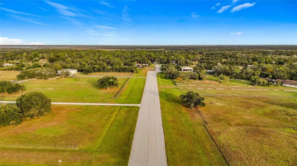 4353 Hidden River Road Sarasota FL 34240