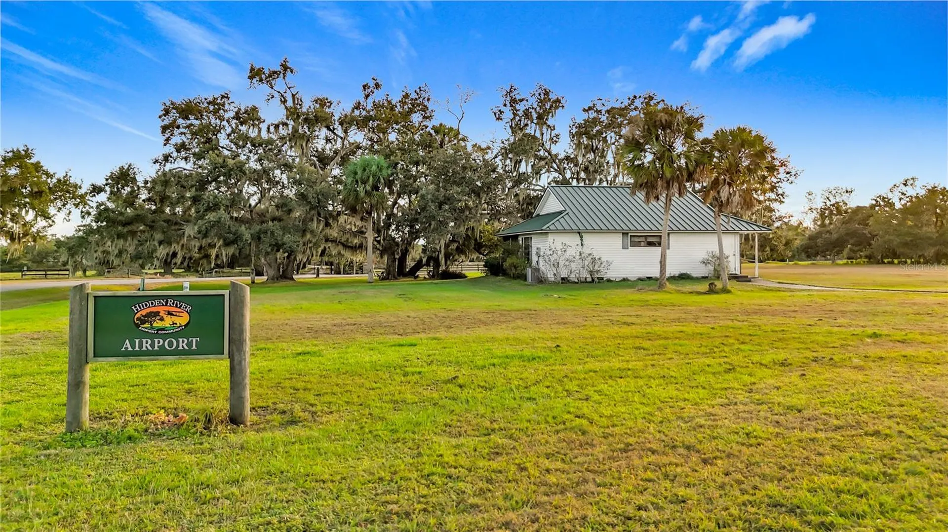 4353 Hidden River Road Sarasota FL 34240