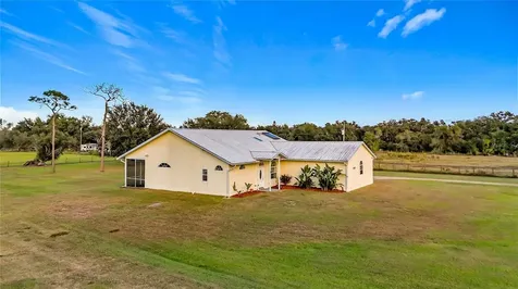 4353 Hidden River Road Sarasota FL 34240