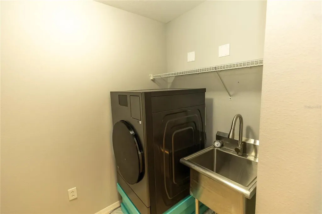 9203 Griggs Road Englewood FL 34224