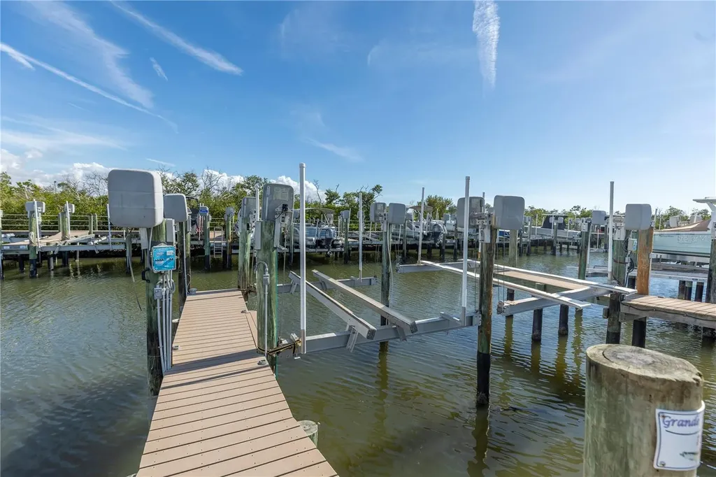 9203 Griggs Road Englewood FL 34224