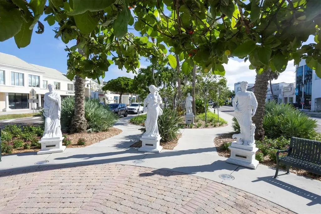 500 S Washington Drive Sarasota FL 34236