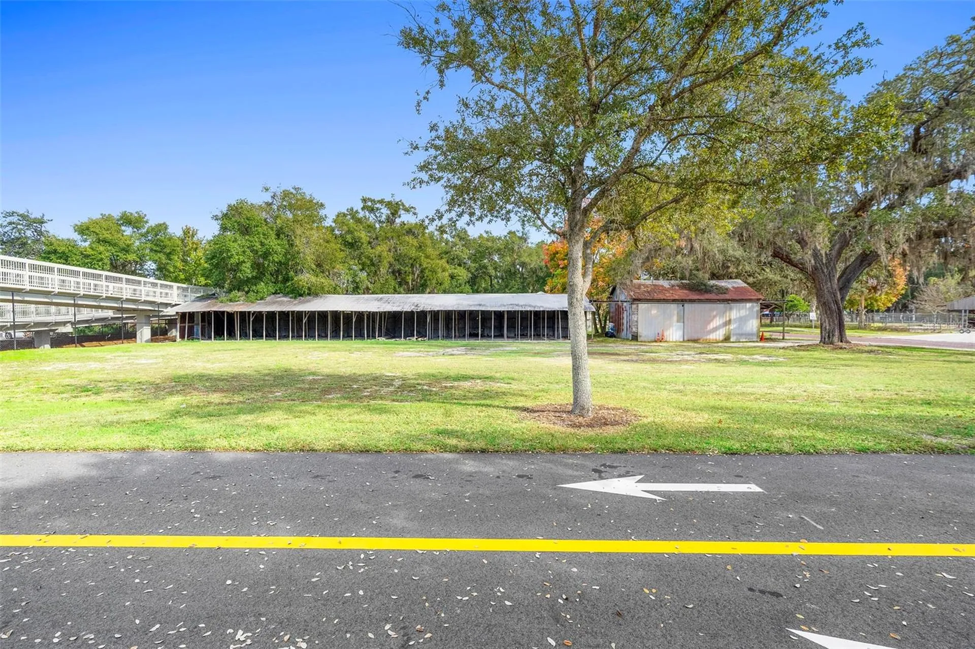 215 E 5th Street Apopka FL 32703