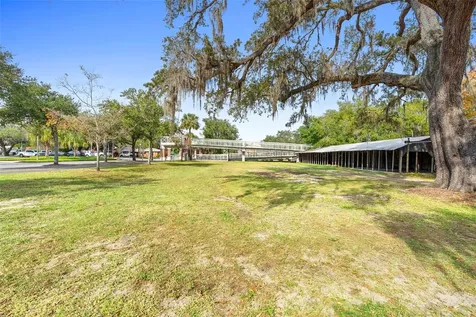 215 E 5th Street Apopka FL 32703