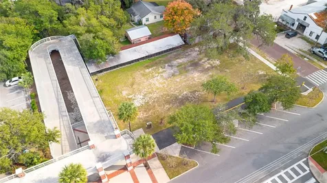215 E 5th Street Apopka FL 32703
