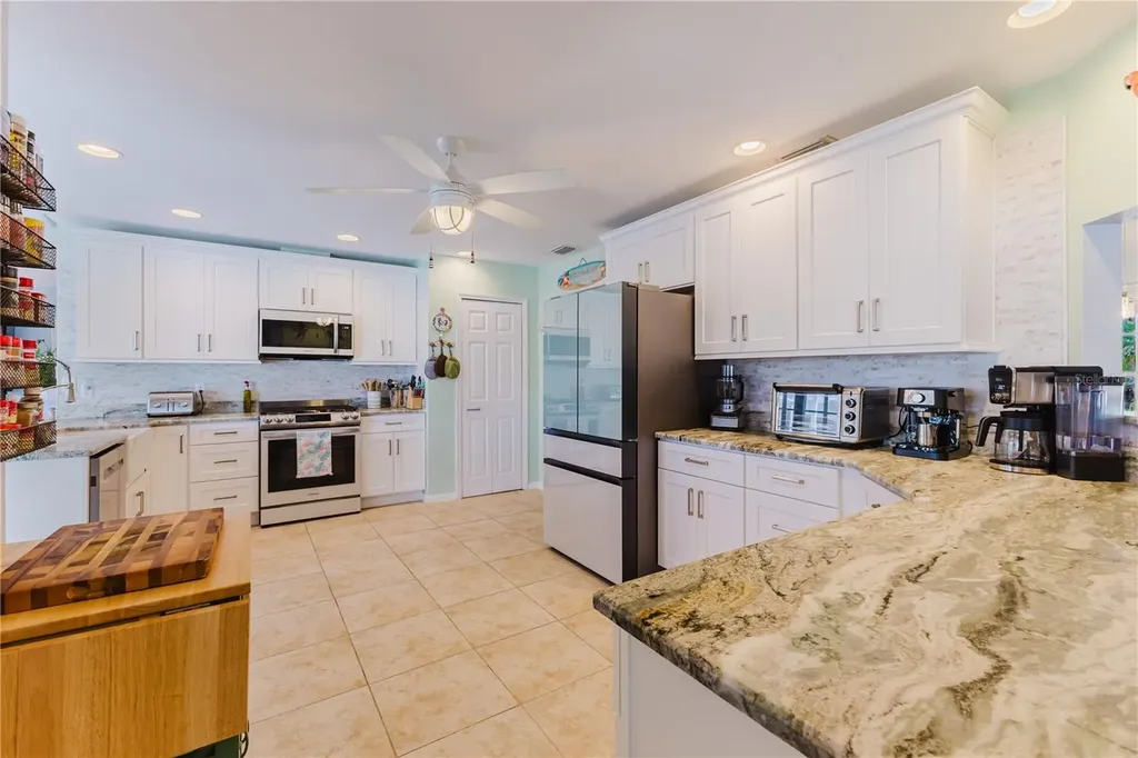 3821 NW 23rd Street Cape Coral FL 33993