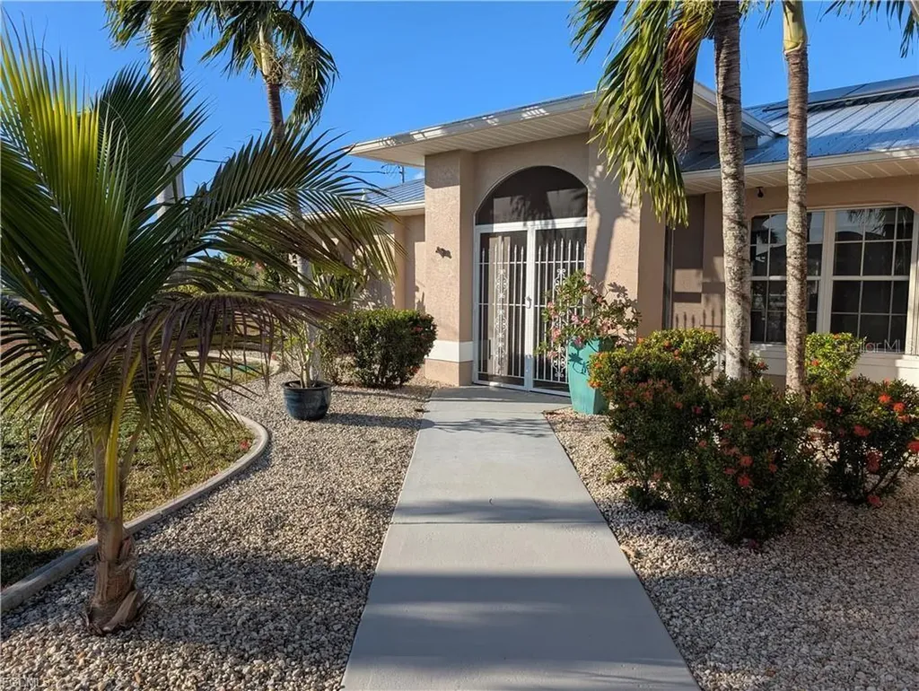 3821 NW 23rd Street Cape Coral FL 33993