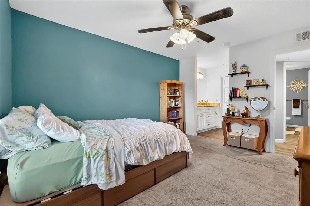 4201 Woodstorks Walk Way Lutz FL 33558