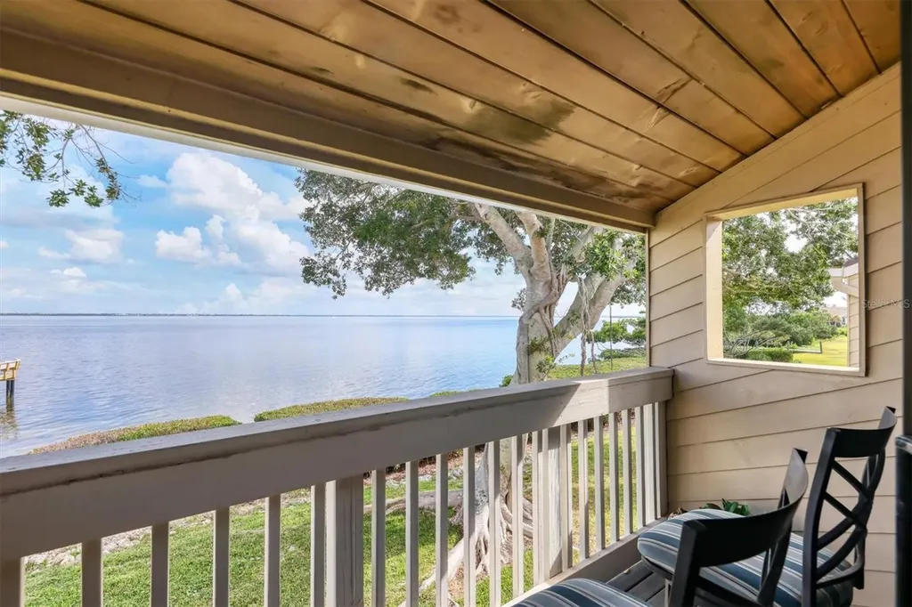 5270 Gulf Of Mexico Drive Longboat Key FL 34228