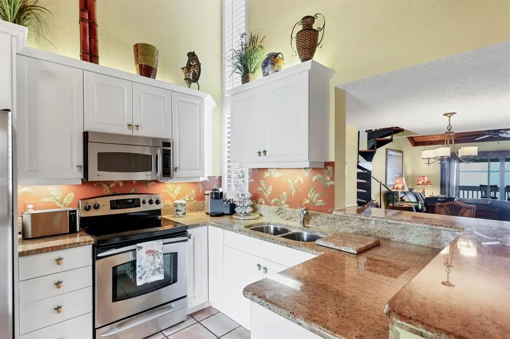 5270 Gulf Of Mexico Drive Longboat Key FL 34228