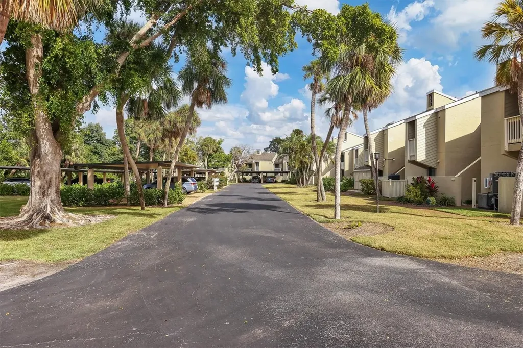 5270 Gulf Of Mexico Drive Longboat Key FL 34228