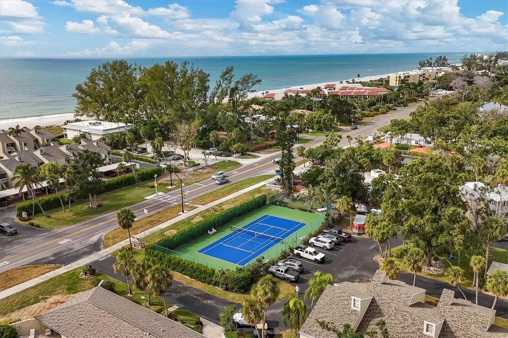 5270 Gulf Of Mexico Drive Longboat Key FL 34228