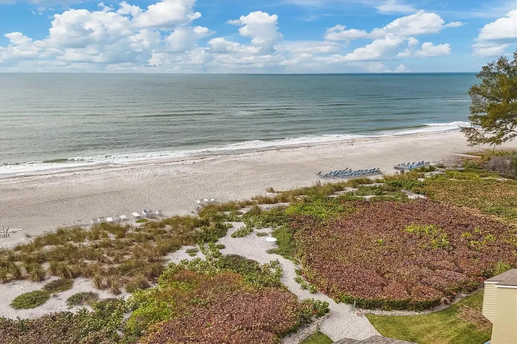 5270 Gulf Of Mexico Drive Longboat Key FL 34228