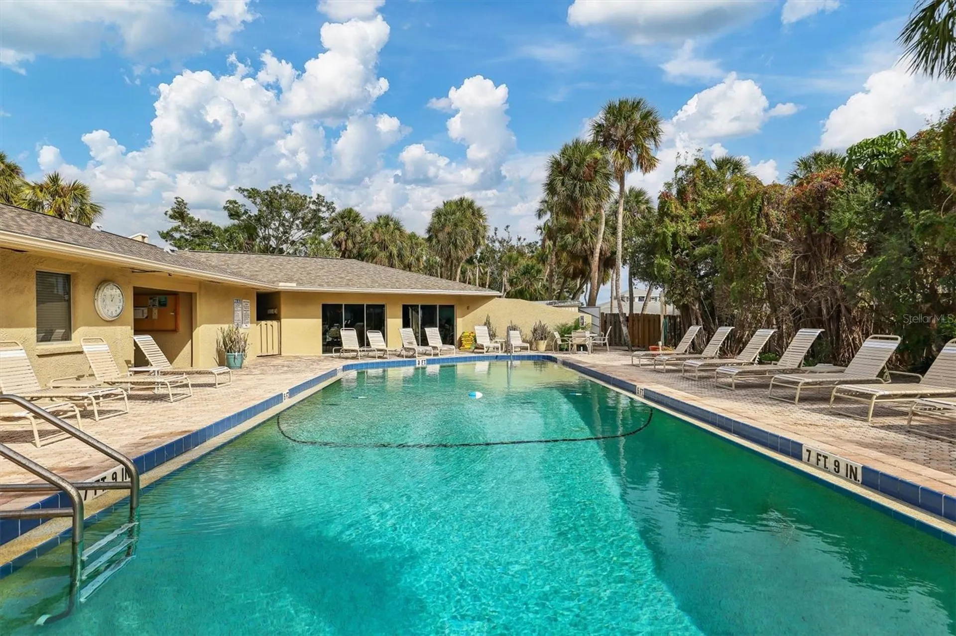 5270 Gulf Of Mexico Drive Longboat Key FL 34228
