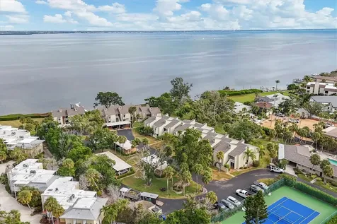 5270 Gulf Of Mexico Drive Longboat Key FL 34228