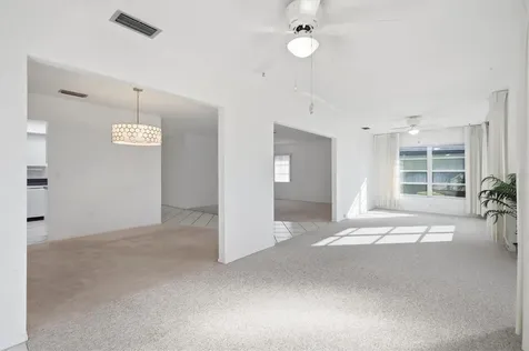 6811 10th Avenue W Bradenton FL 34209