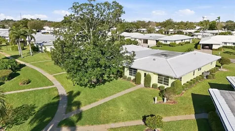 6811 10th Avenue W Bradenton FL 34209