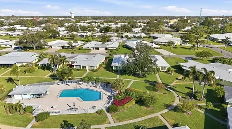6811 10th Avenue W Bradenton FL 34209