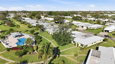 6811 10th Avenue W Bradenton FL 34209