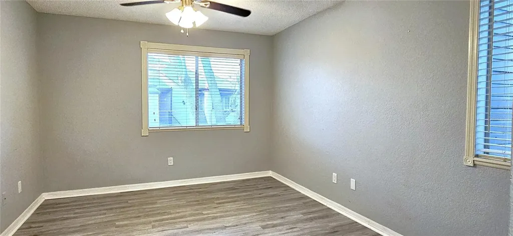 10263 Gandy Boulevard N St Petersburg FL 33702