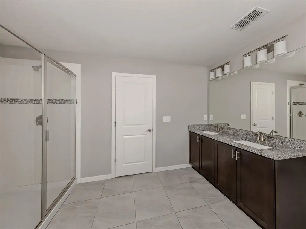 2160 Weaver Bird Lane Venice FL 34292