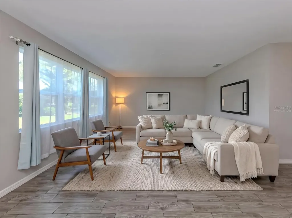 2160 Weaver Bird Lane Venice FL 34292