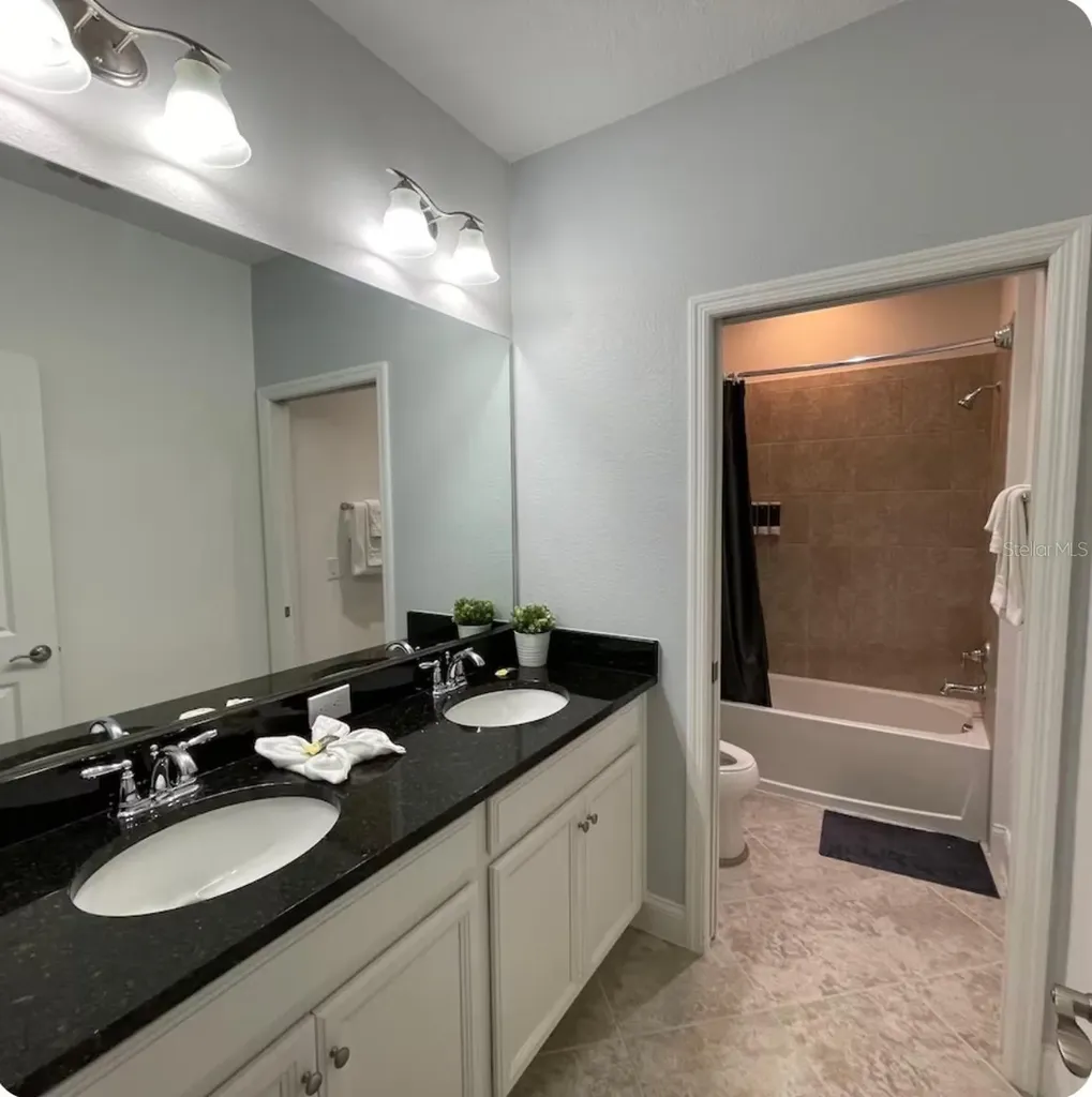 130 Captiva Drive Davenport FL 33896