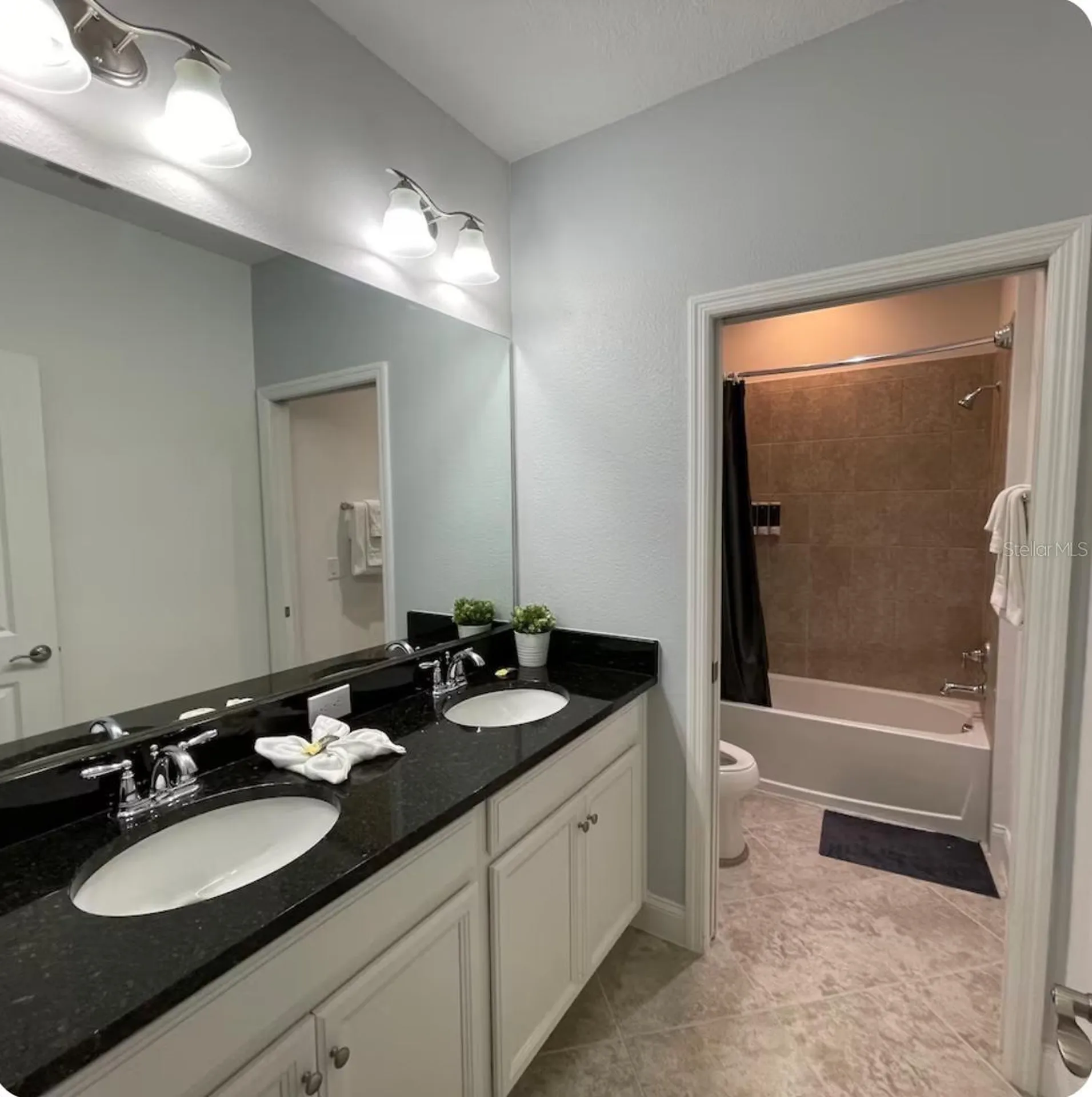 130 Captiva Drive Davenport FL 33896